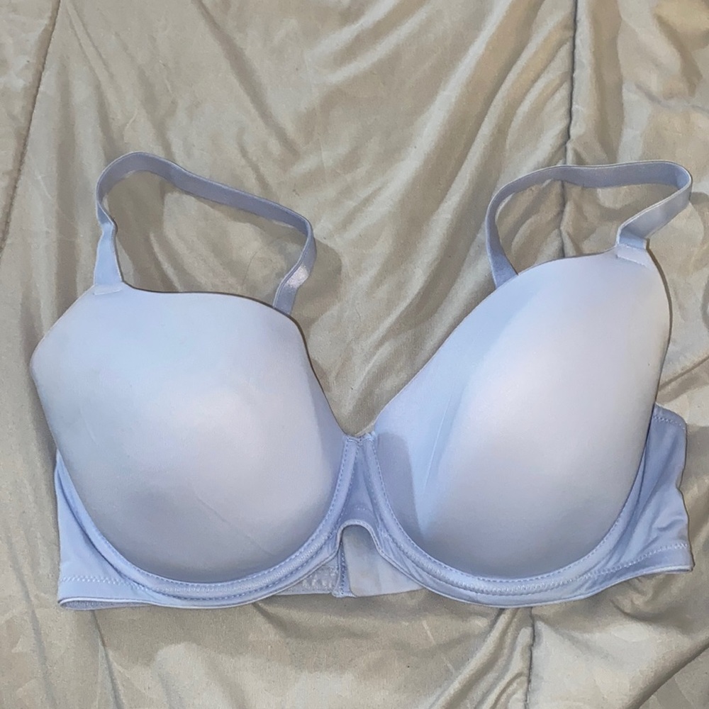 VS Pink wear everywhere lightly lined bra